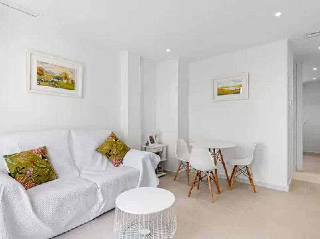 4 quarto Casa em Banda para venda em Guardamar del Segura - 507 000 € (Ref: 9703710)