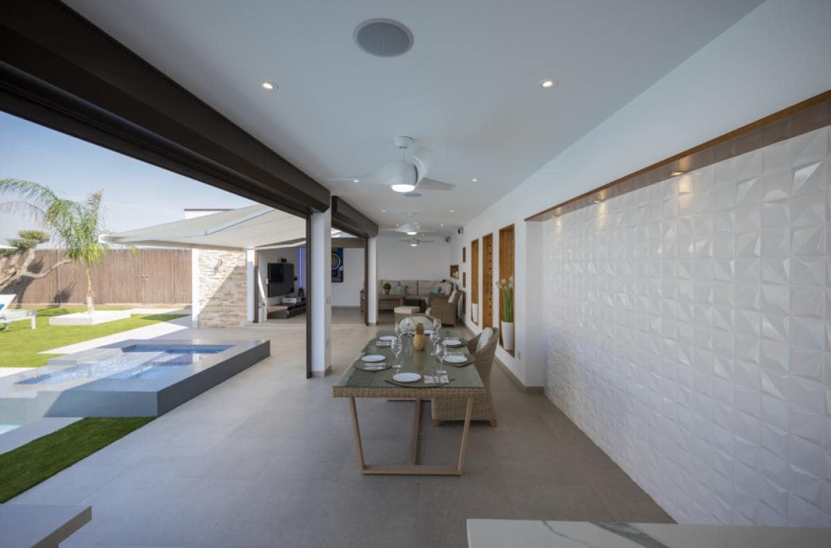 4 Zimmer Villa zu verkaufen in Avileses - 1.350.000 € (Ref: 9703850)