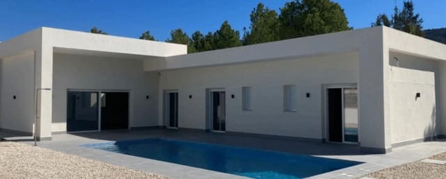 Chalet de 3 habitaciones en La Romana en venta - 375.000 € (Ref: 9704089)