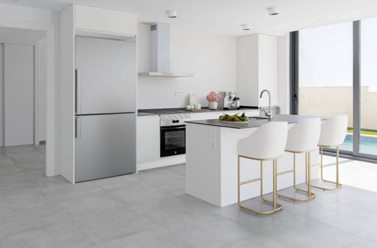 Chalet de 4 habitaciones en Gran Alacant en venta - 605.000 € (Ref: 9704160)