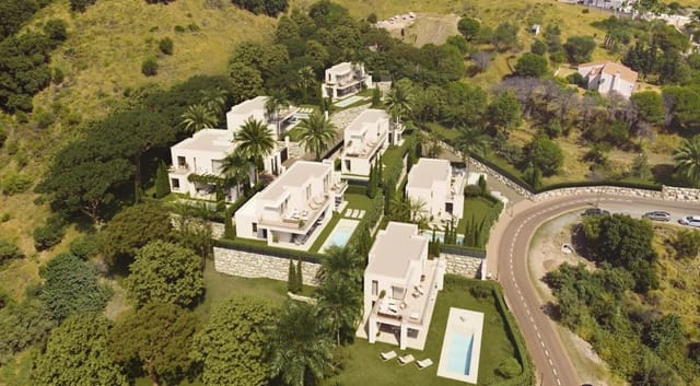 Chalet de 4 habitaciones en Mijas pueblo, Mijas en venta - 1.975.000 € (Ref: 9706274)