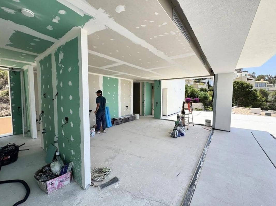 4 bedroom Villa for sale in Altea with pool - € 2,690,000 (Ref: 9706445)