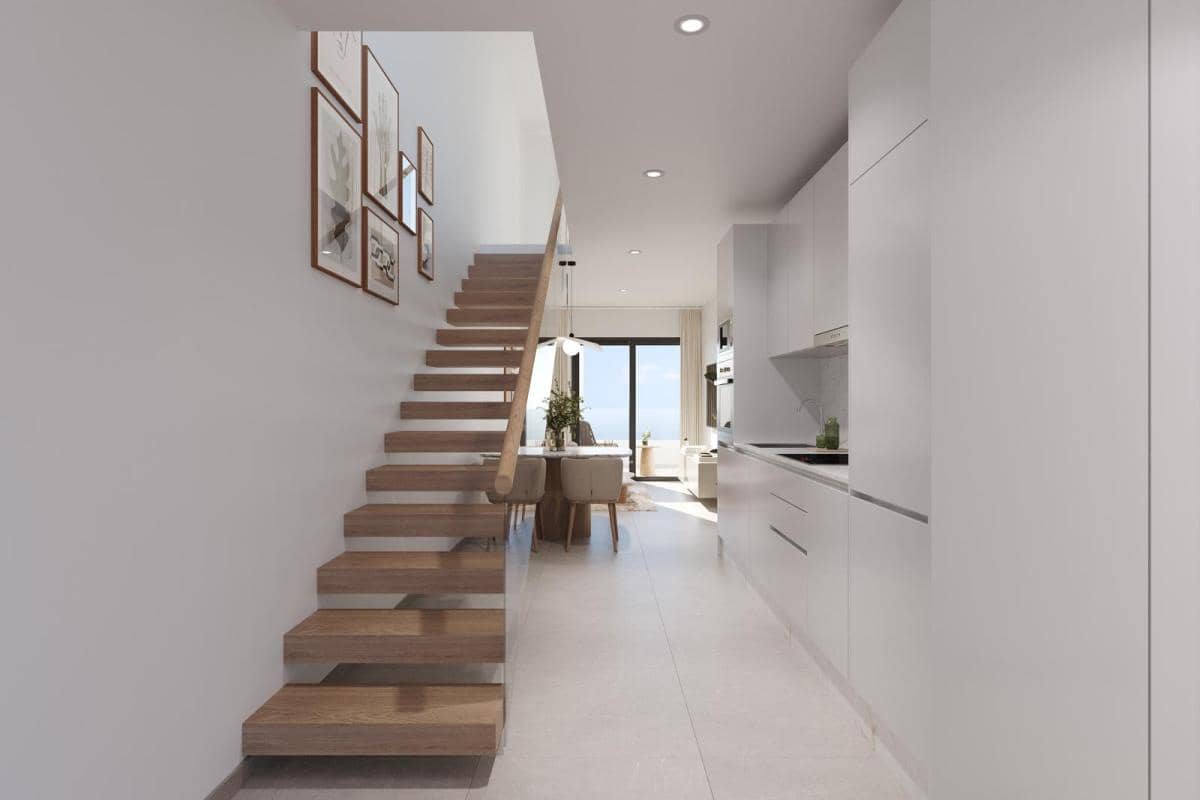 Apartamento de 3 habitaciones en Torrevieja en venta - 279.000 € (Ref: 9706571)