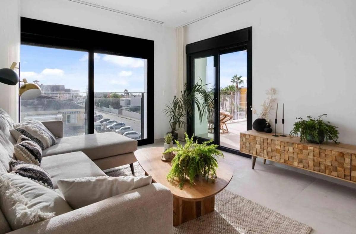 Apartamento de 2 habitaciones en Torrevieja en venta - 274.900 € (Ref: 9706686)