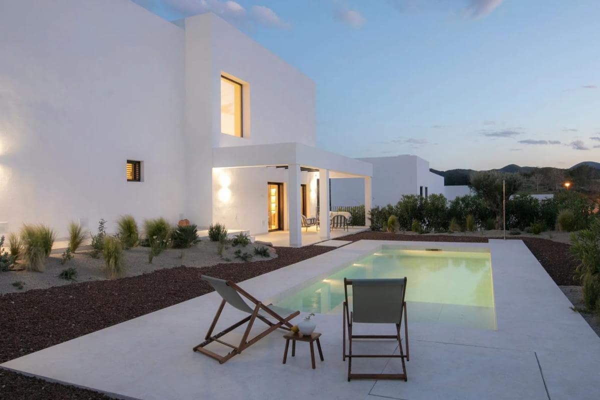 3 bedroom Villa for sale in Mojacar - € 1,100,000 (Ref: 9707324)