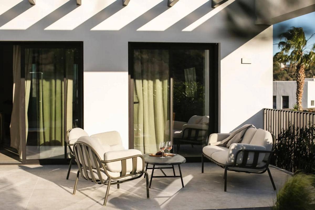 3 bedroom Villa for sale in Mojacar - € 1,100,000 (Ref: 9707324)