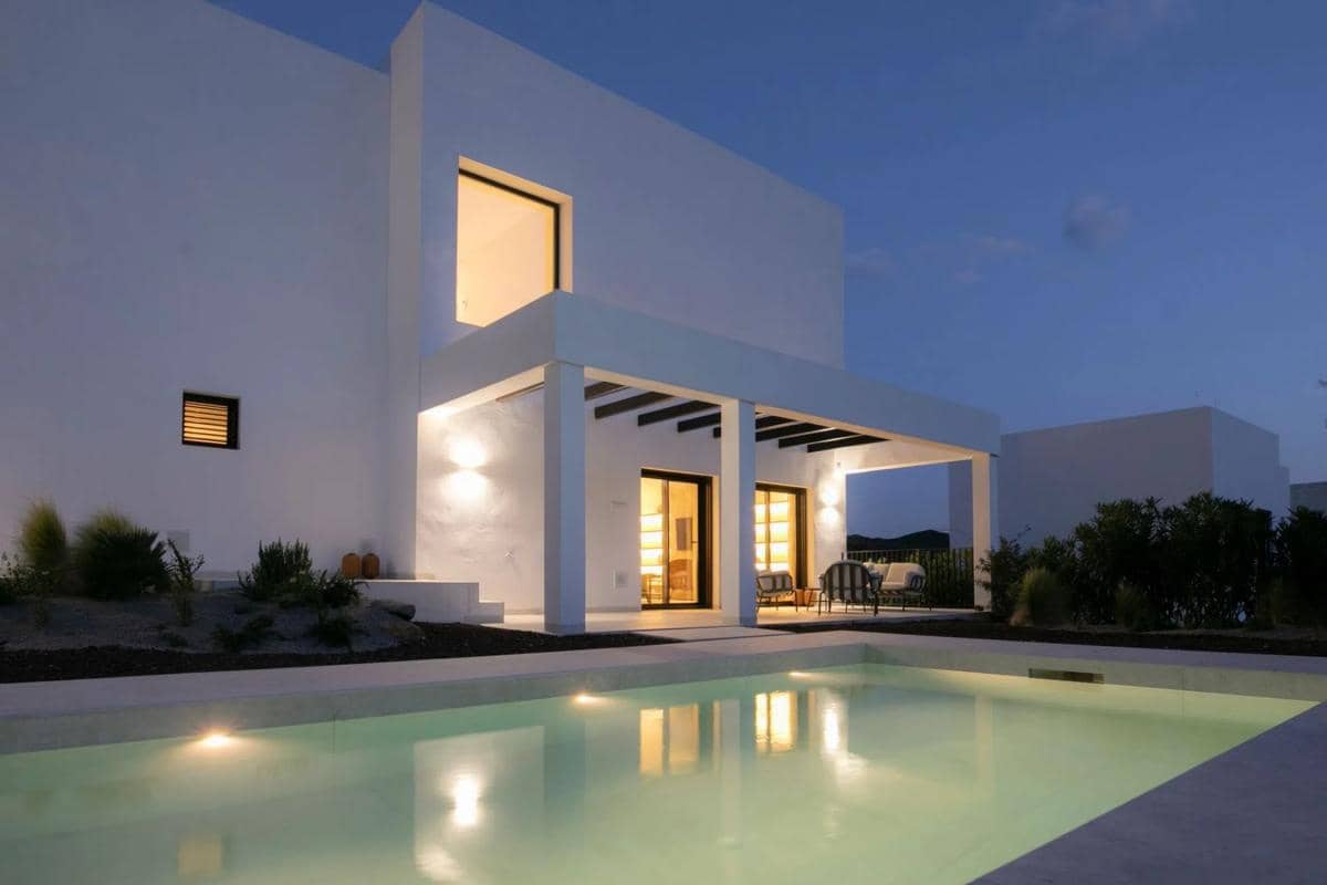 3 bedroom Villa for sale in Mojacar - € 1,100,000 (Ref: 9707324)