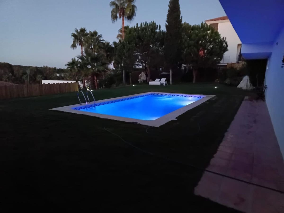 5 slaapkamer Villa te koop in Cajiz - € 1.080.000 (Ref: 9719202)