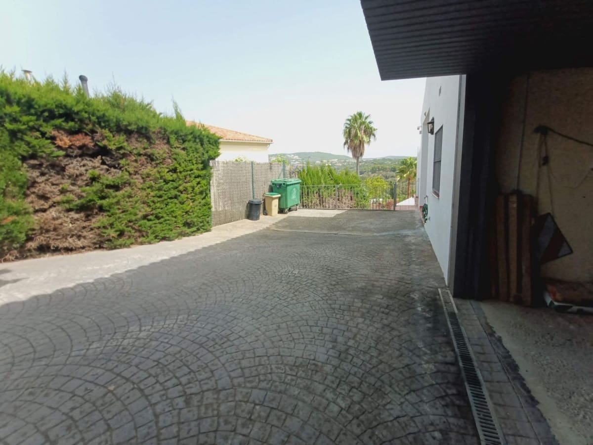 5 slaapkamer Villa te koop in Cajiz - € 1.080.000 (Ref: 9719202)