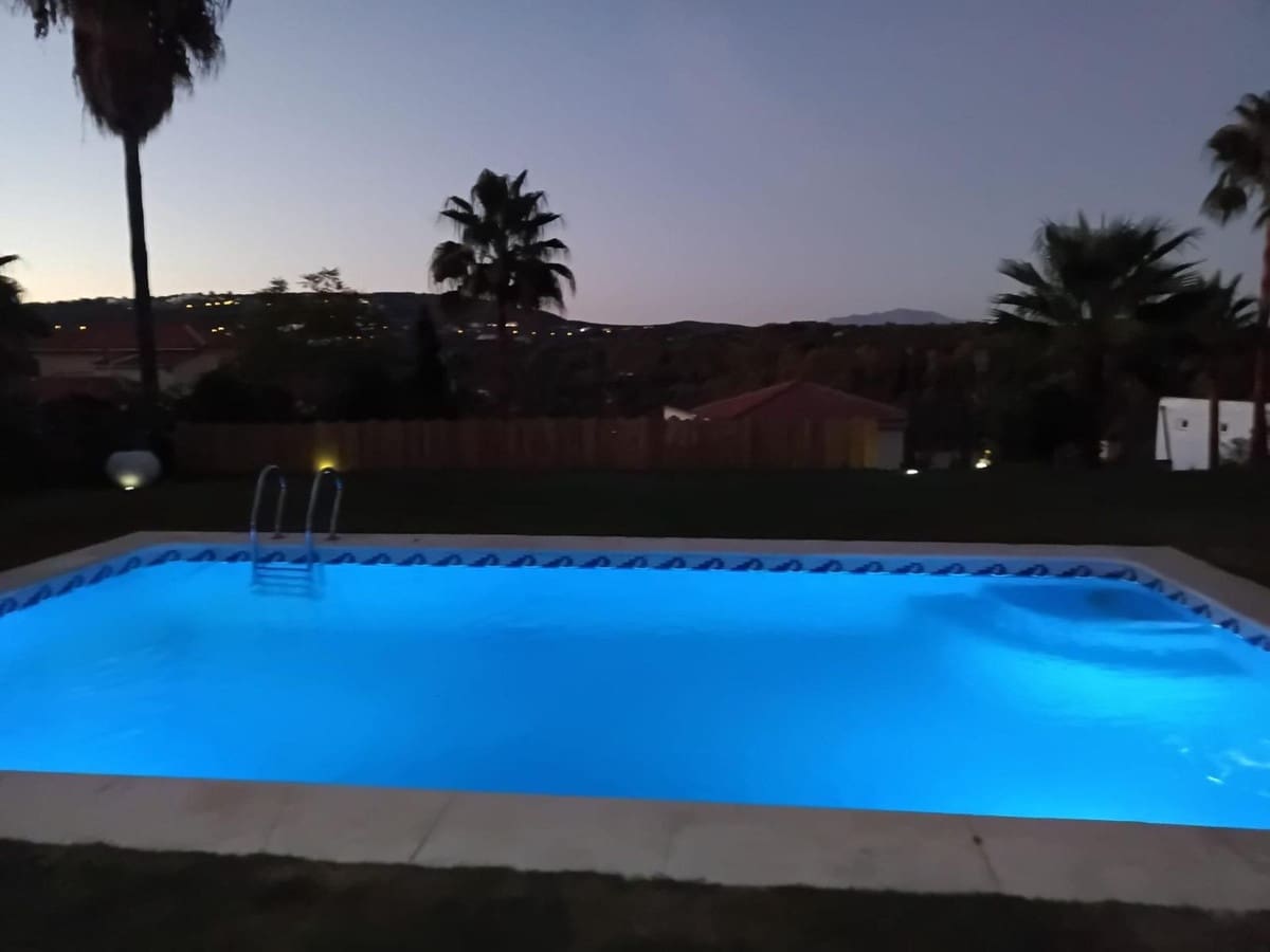 5 slaapkamer Villa te koop in Cajiz - € 1.080.000 (Ref: 9719202)