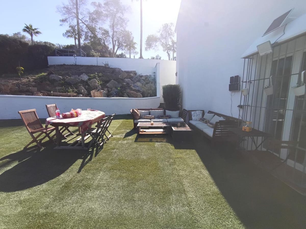 5 slaapkamer Villa te koop in Cajiz - € 1.080.000 (Ref: 9719202)