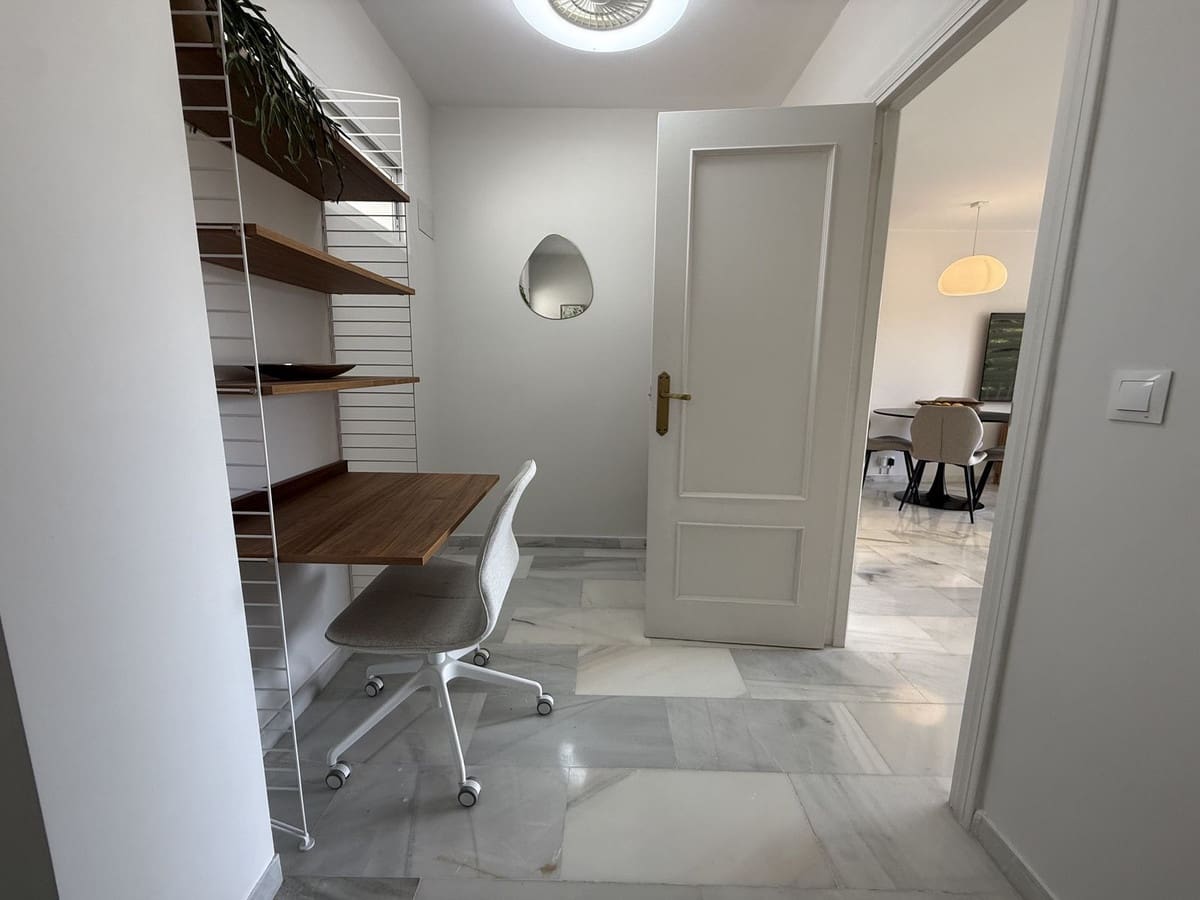 2 soverom Leilighet til salgs i San Pedro de Alcantara med garasje - € 420 000 (Ref: 9719203)