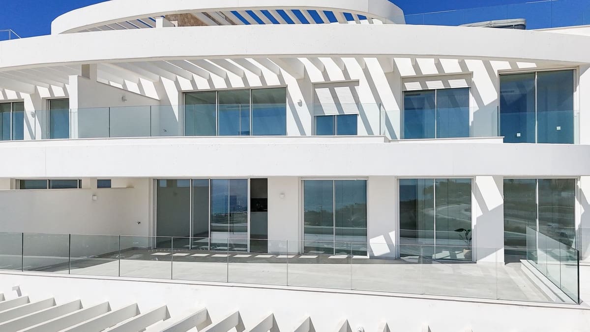 Apartamento de 3 habitaciones en La Cala de Mijas en venta con garaje - 1.200.000 € (Ref: 9719204)