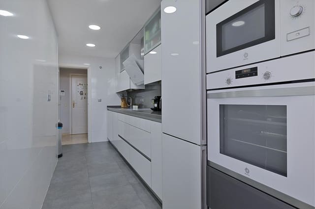 2 soverom Leilighet til salgs i Hacienda Torrequebrada, Benalmádena - € 390 000 (Ref: 9719207)