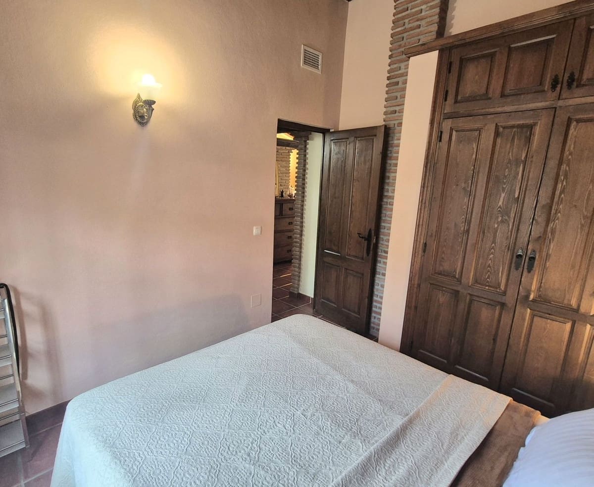 2 bedroom Finca/Country House for sale in Alhaurin el Grande - € 365,000 (Ref: 9720956)