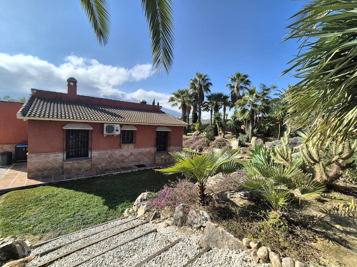 2 bedroom Finca/Country House for sale in Alhaurin el Grande - € 365,000 (Ref: 9720956)
