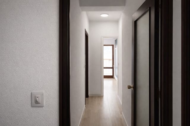 Apartamento de 3 habitaciones en Casco Antiguo, Marbella en venta - 610.000 € (Ref: 9720957)