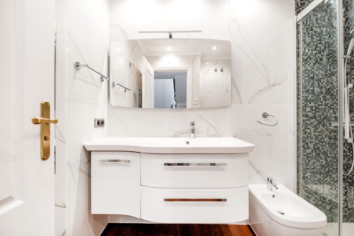 Casa de 4 habitaciones en Golden Mile en venta - 1.395.000 € (Ref: 9720959)