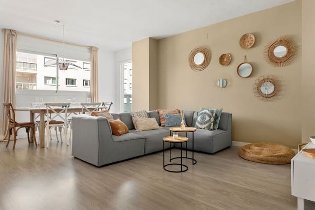 3 bedroom Apartment for sale in Parque Central, Estepona with garage - € 410,000 (Ref: 9726211)