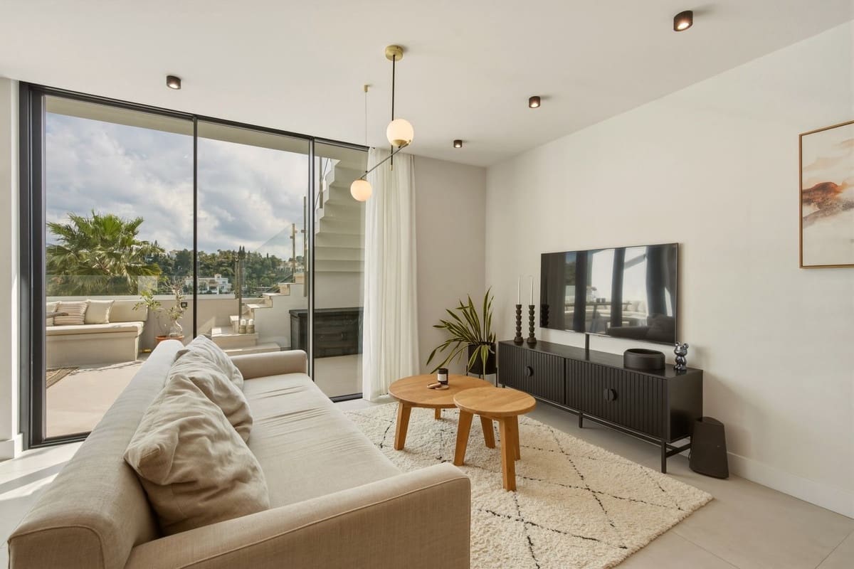 2 Zimmer Penthouse zu verkaufen in La Quinta - 769.000 € (Ref: 9726212)