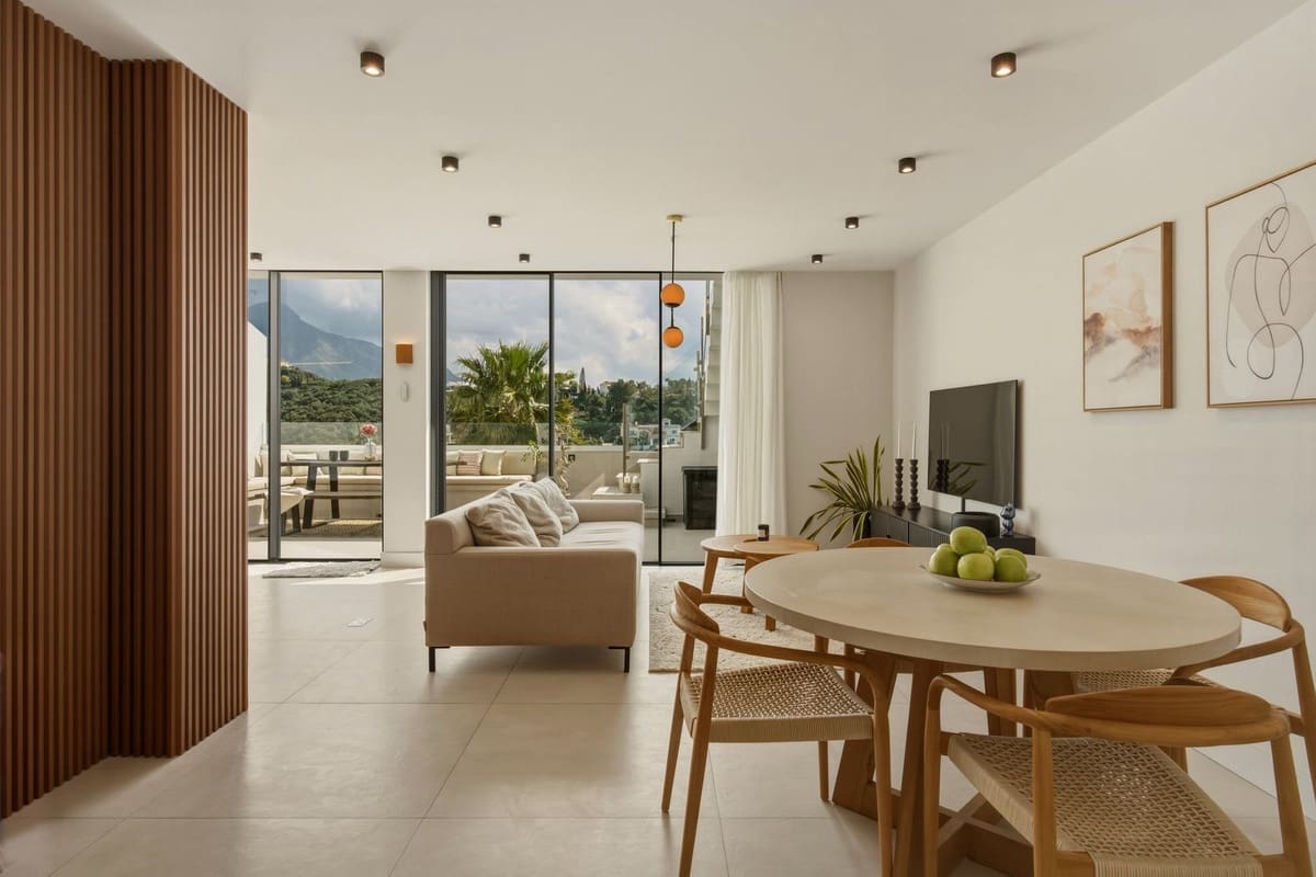 2 Zimmer Penthouse zu verkaufen in La Quinta - 769.000 € (Ref: 9726212)