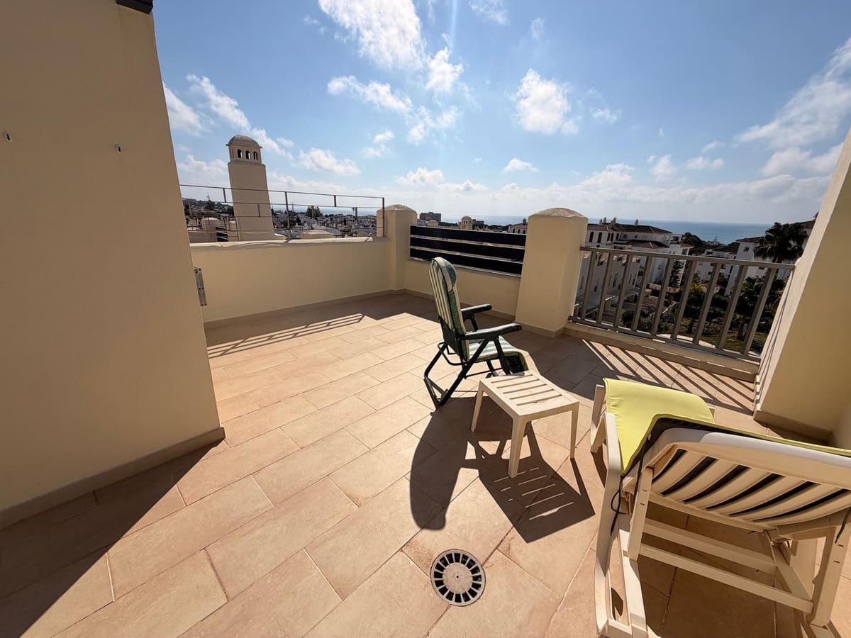 Casa de 4 habitaciones en Calahonda en venta con garaje - 550.000 € (Ref: 9726215)