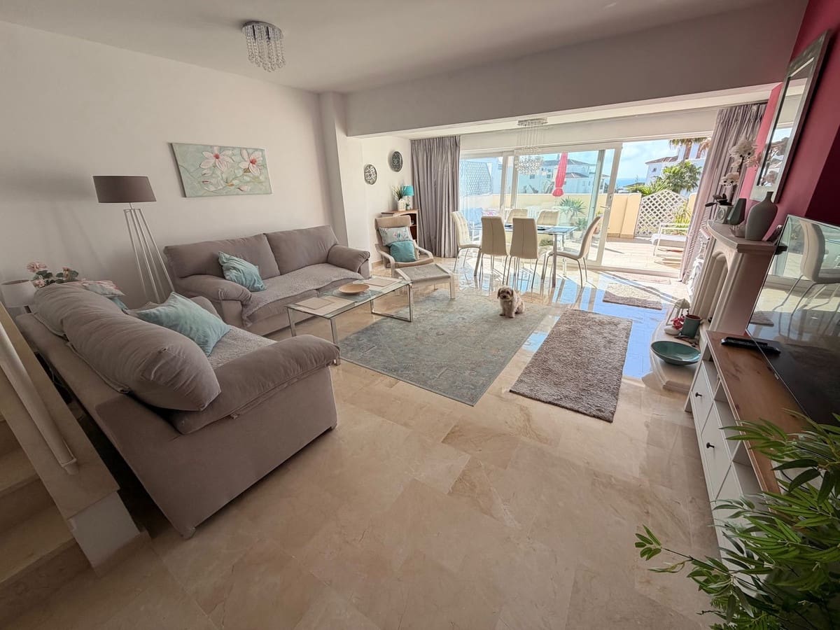 Casa de 4 habitaciones en Calahonda en venta con garaje - 550.000 € (Ref: 9726215)