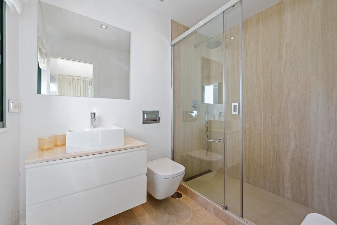 4 soverom Villa til salgs i Nueva Andalucia - € 4 390 000 (Ref: 9727680)