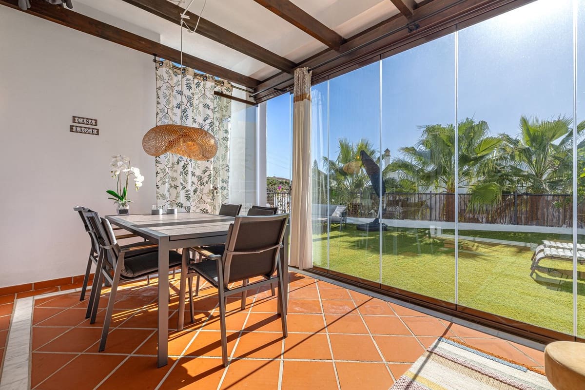 3 soveværelse Lejlighed til salg i Benahavis med garage - € 549.000 (Ref: 9727681)