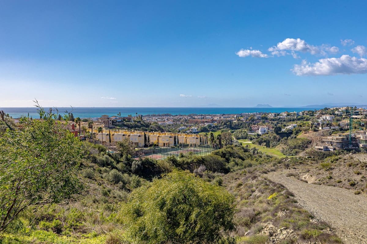 3 soveværelse Lejlighed til salg i Benahavis med garage - € 549.000 (Ref: 9727681)