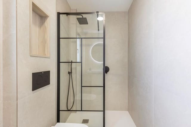 Chalet de 2 habitaciones en Centro, Los Alcázares en venta - 439.000 € (Ref: 9731398)