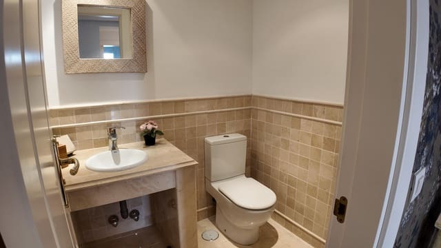 2 sypialnia Apartament na sprzedaż w Puerto Banus, Marbella - 595 000 € (Ref: 9734174)