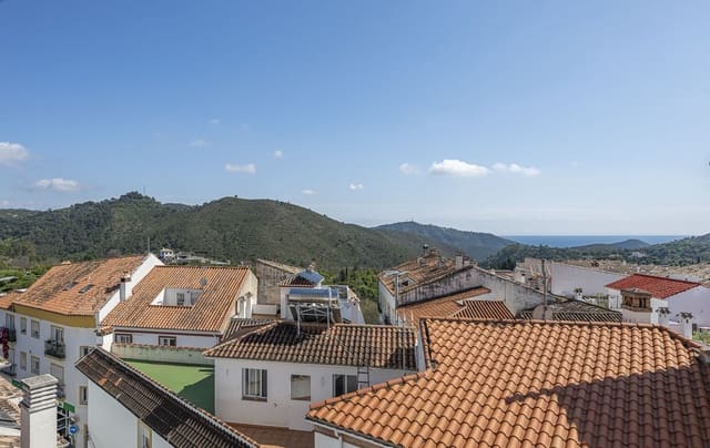 2 sovrum Takvåning till salu i Ojen - 300 000 € (Ref: 9734175)