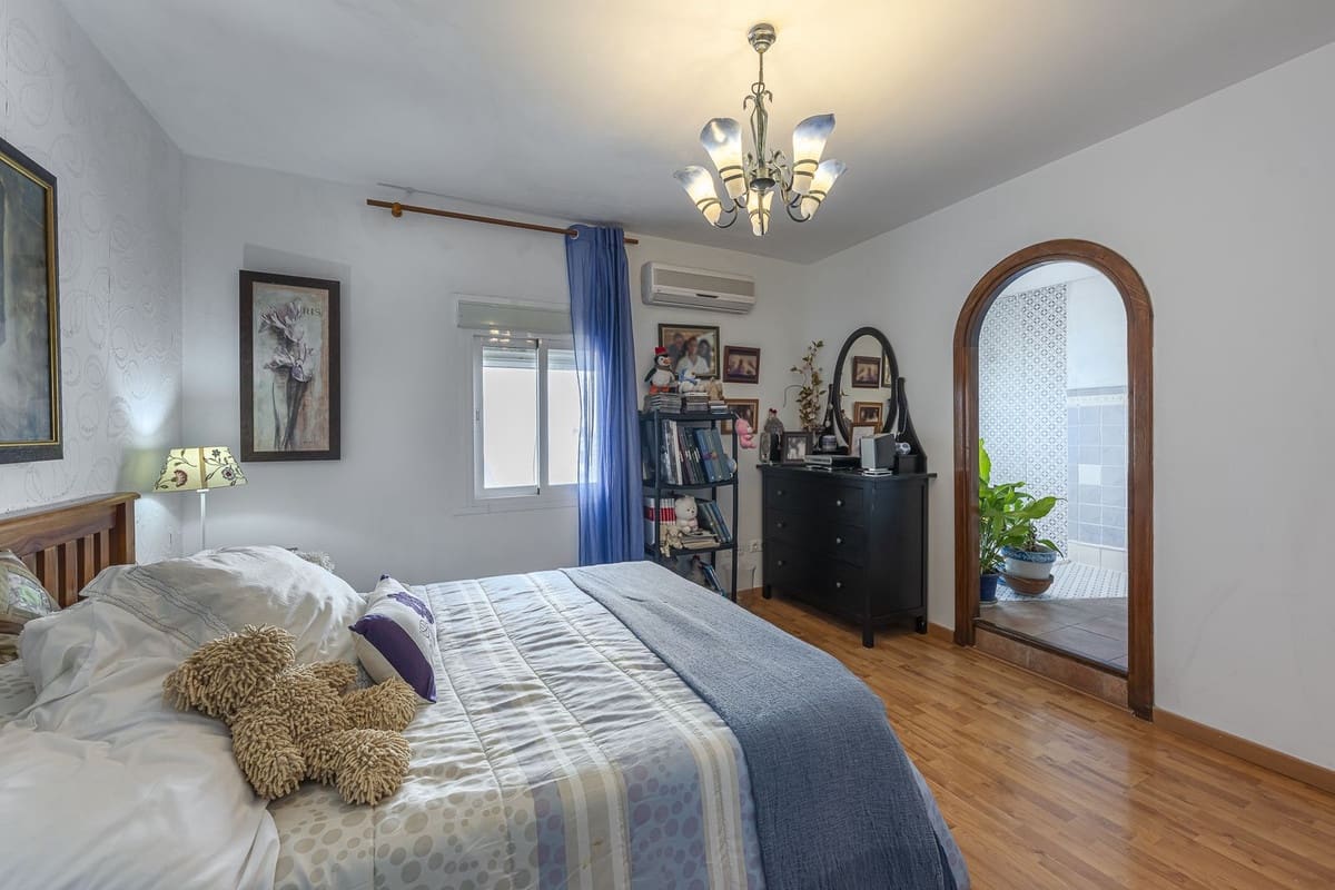 2 sovrum Takvåning till salu i Ojen - 300 000 € (Ref: 9734175)