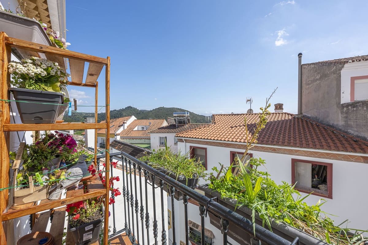 2 sovrum Takvåning till salu i Ojen - 300 000 € (Ref: 9734175)