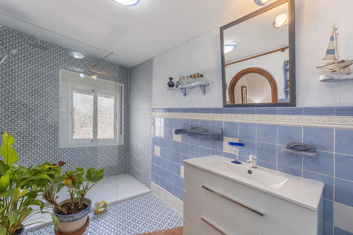 2 sovrum Takvåning till salu i Ojen - 300 000 € (Ref: 9734175)