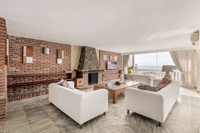 2 soveværelse Lejlighed til salg i Torremolinos med garage - € 930.000 (Ref: 9734178)