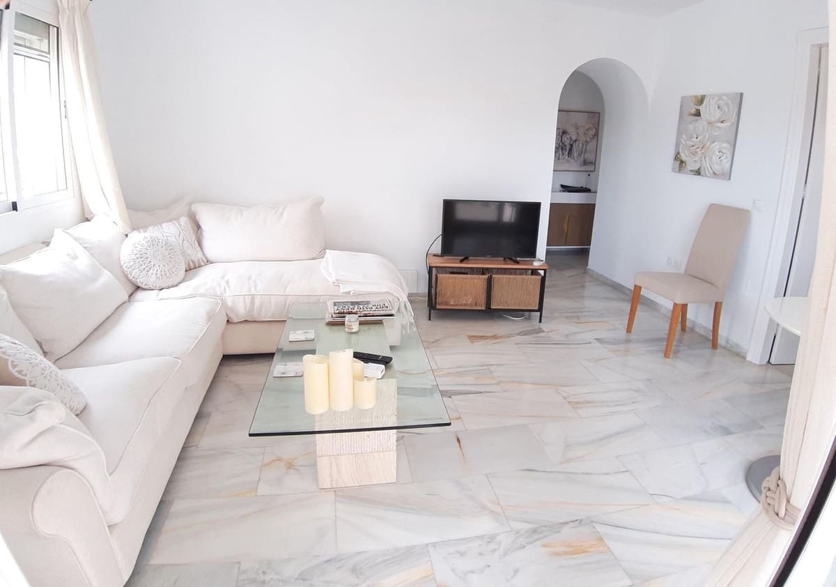 2 bedroom Apartment for sale in Mijas with garage - € 265,000 (Ref: 9737364)