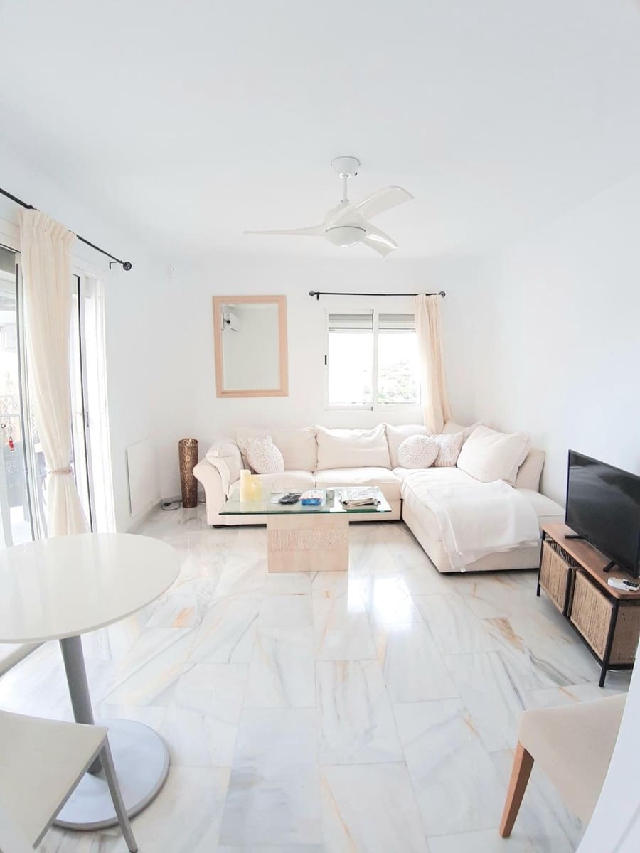 2 bedroom Apartment for sale in Mijas with garage - € 265,000 (Ref: 9737364)