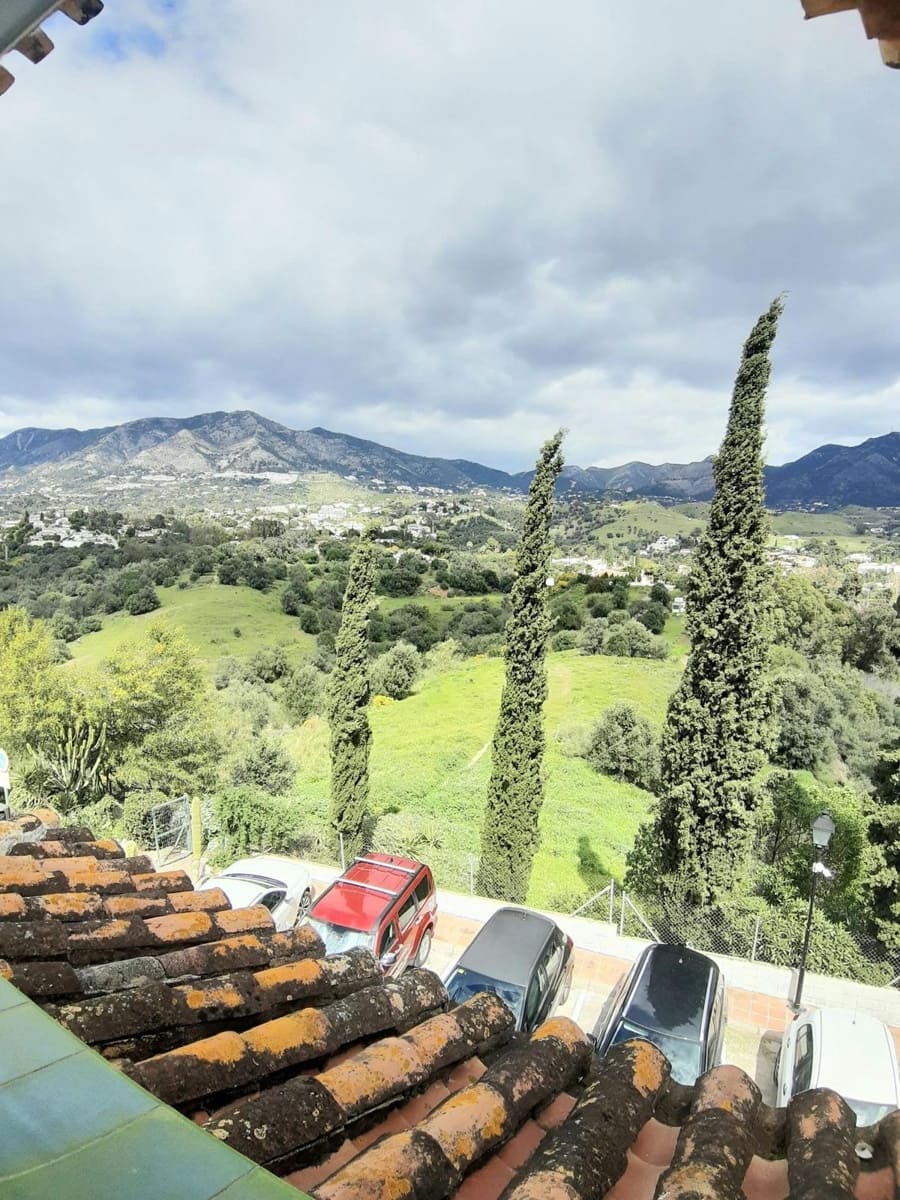 2 bedroom Apartment for sale in Mijas with garage - € 265,000 (Ref: 9737364)