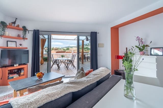 7 bedroom Villa for sale in El Candado, Málaga city - € 1,100,000 (Ref: 9737367)