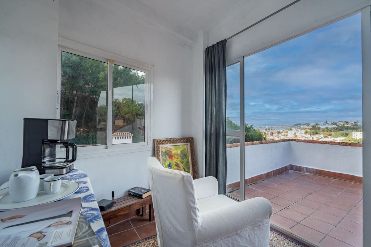 7 bedroom Villa for sale in Malaga city - € 1,100,000 (Ref: 9737367)