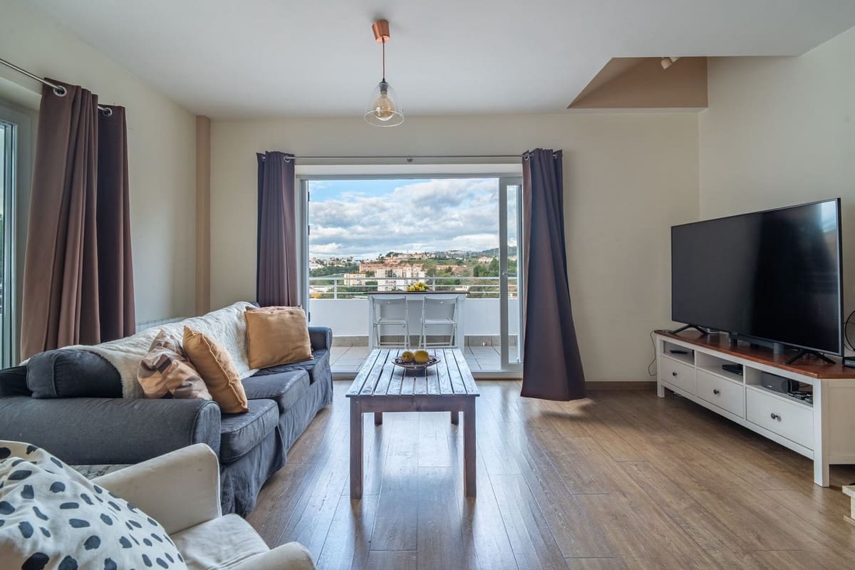 7 bedroom Villa for sale in Malaga city - € 1,100,000 (Ref: 9737367)