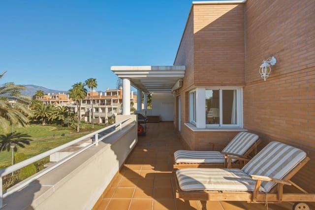 3 makuuhuone Kattohuoneisto myytävänä paikassa Parque Central, Estepona mukana 
autotalli - 549 000 € (Ref: 9741401)