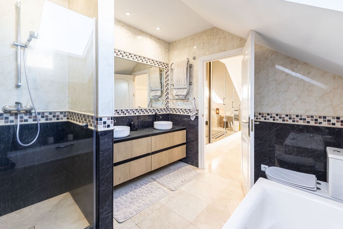 1 quarto Apartamento para venda em San Pedro de Alcantara - 430 000 € (Ref: 9741403)