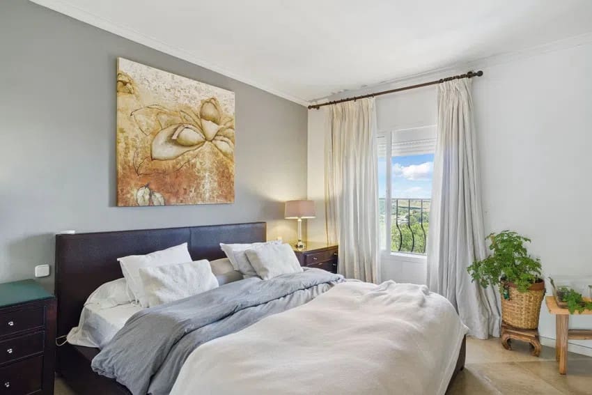 Ático de 4 habitaciones en Nueva Andalucia en venta - 670.000 € (Ref: 9741404)