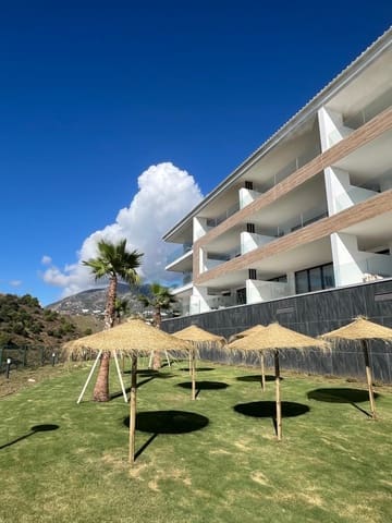 2 soveværelse Lejlighed til salg i Castillo Sohail, Fuengirola med garage - € 659.000 (Ref: 9741406)