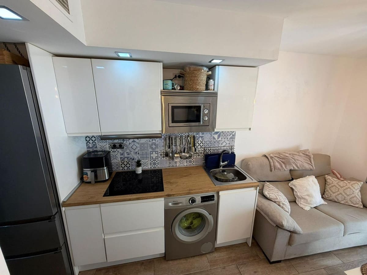 1 sypialnia Apartament na sprzedaż w Benalmadena z garażem - 245 000 € (Ref: 9755053)