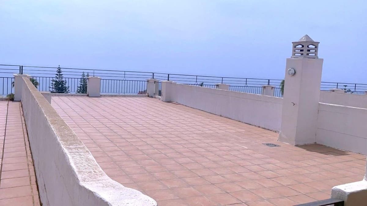 Ático de 2 habitaciones en Manilva en venta - 286.000 € (Ref: 9755055)