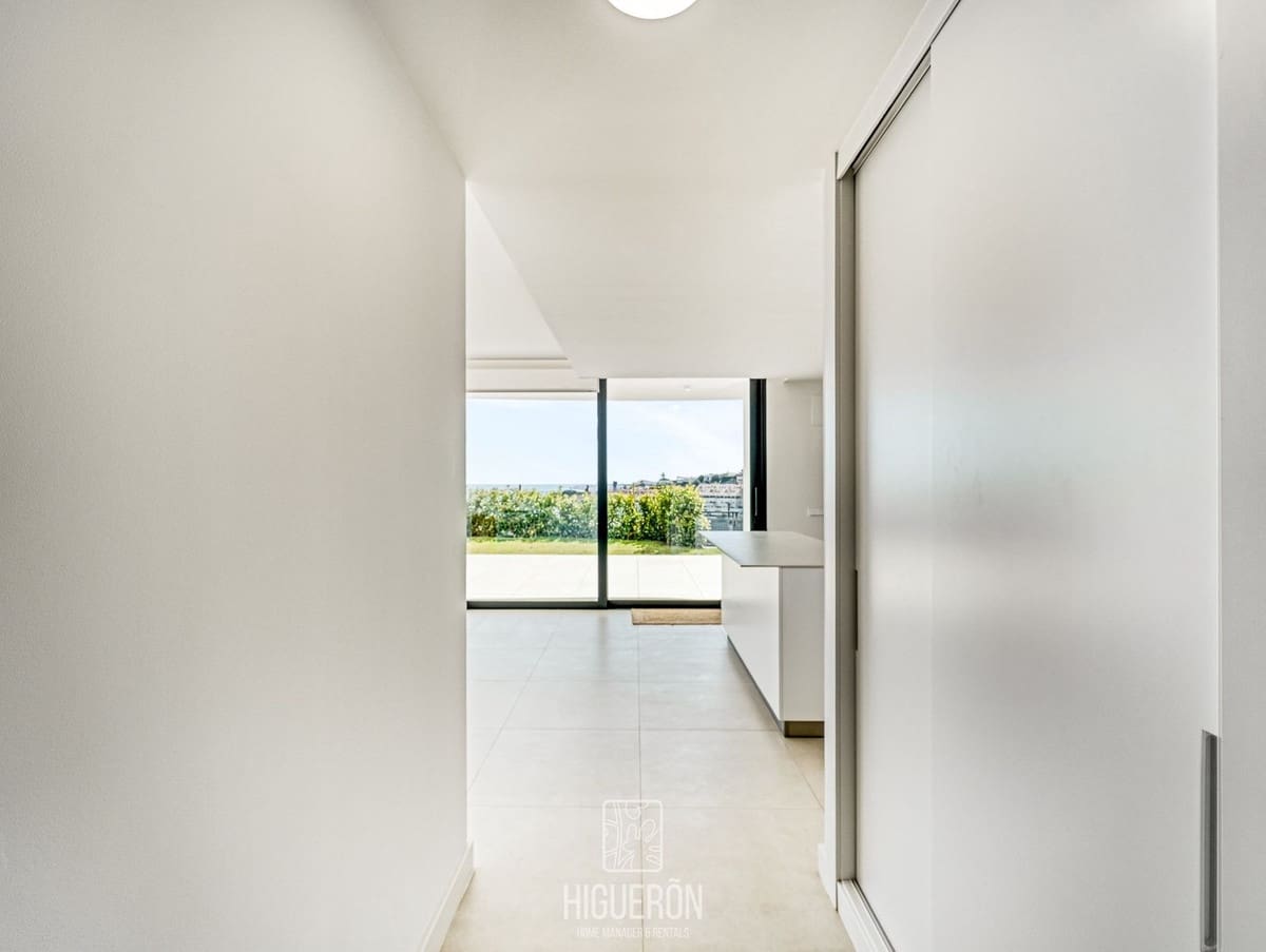 3 soveværelse Lejlighed til salg i Fuengirola - € 777.000 (Ref: 9755056)